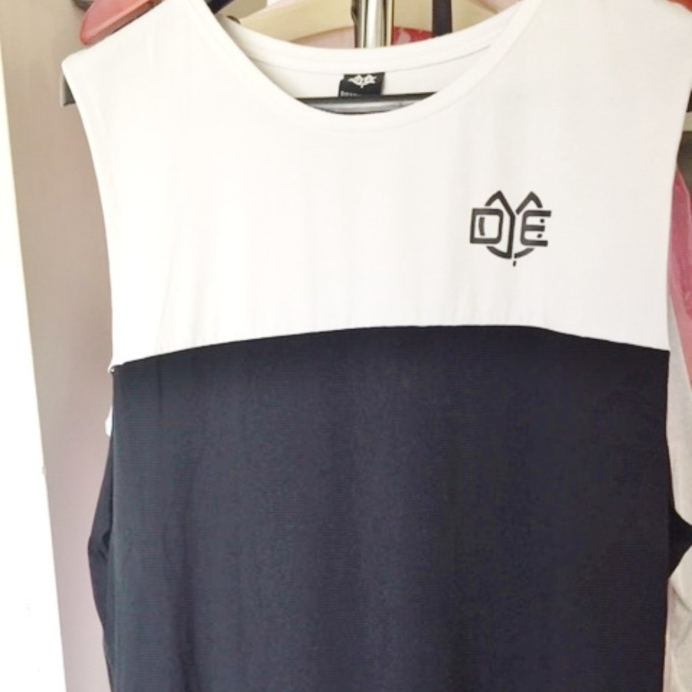 DOYOUEVEN OFFICAL MEN'S WEAR MUSCLE TEE 'XL'